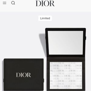 New In Box Dior Skin Mattifying Papers In Case With Mirror Rare Limited